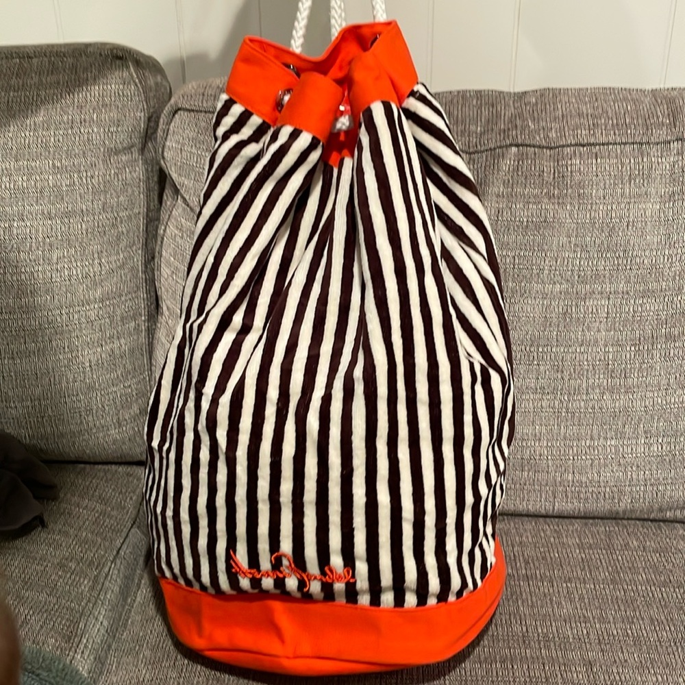 NWOT! Henri Bendel Beach Backpack